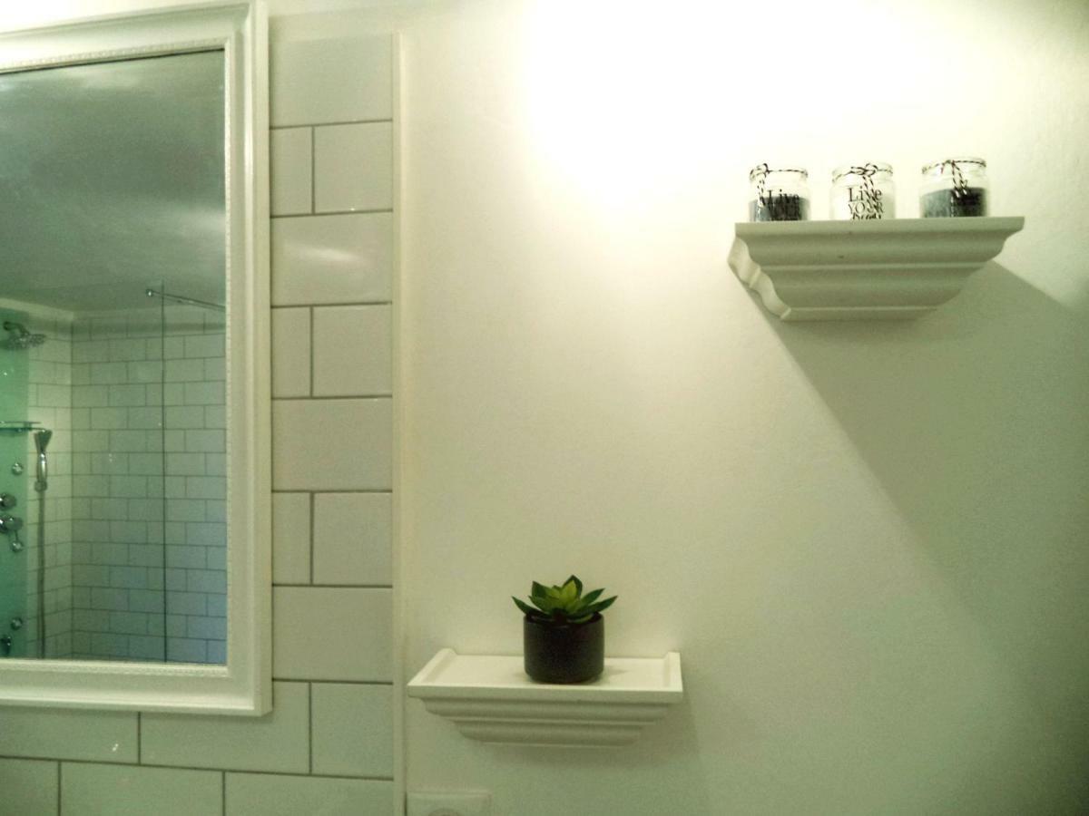 Bed and Breakfast La Gauviniere Liez Экстерьер фото